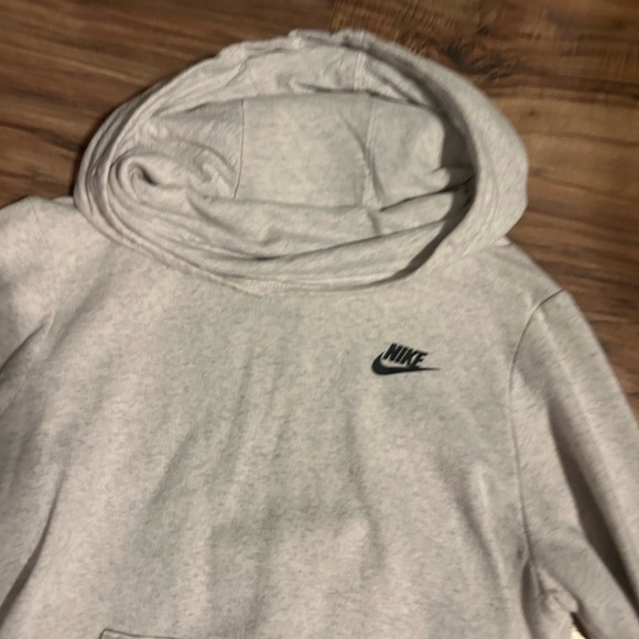 Athletic gray sweatshirt - Picture 2 of 4